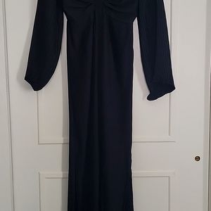 Stunning pleated twist front billow sleeve maxi black dress